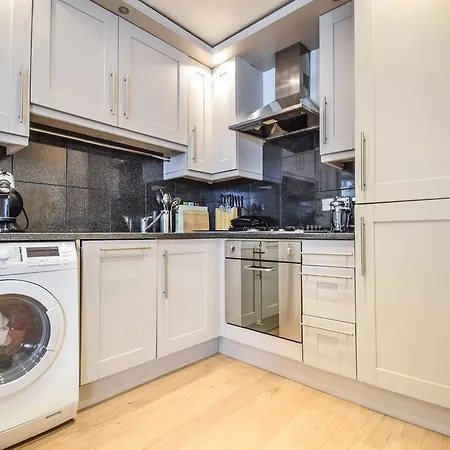 Top Properties Chelsea London Room photo